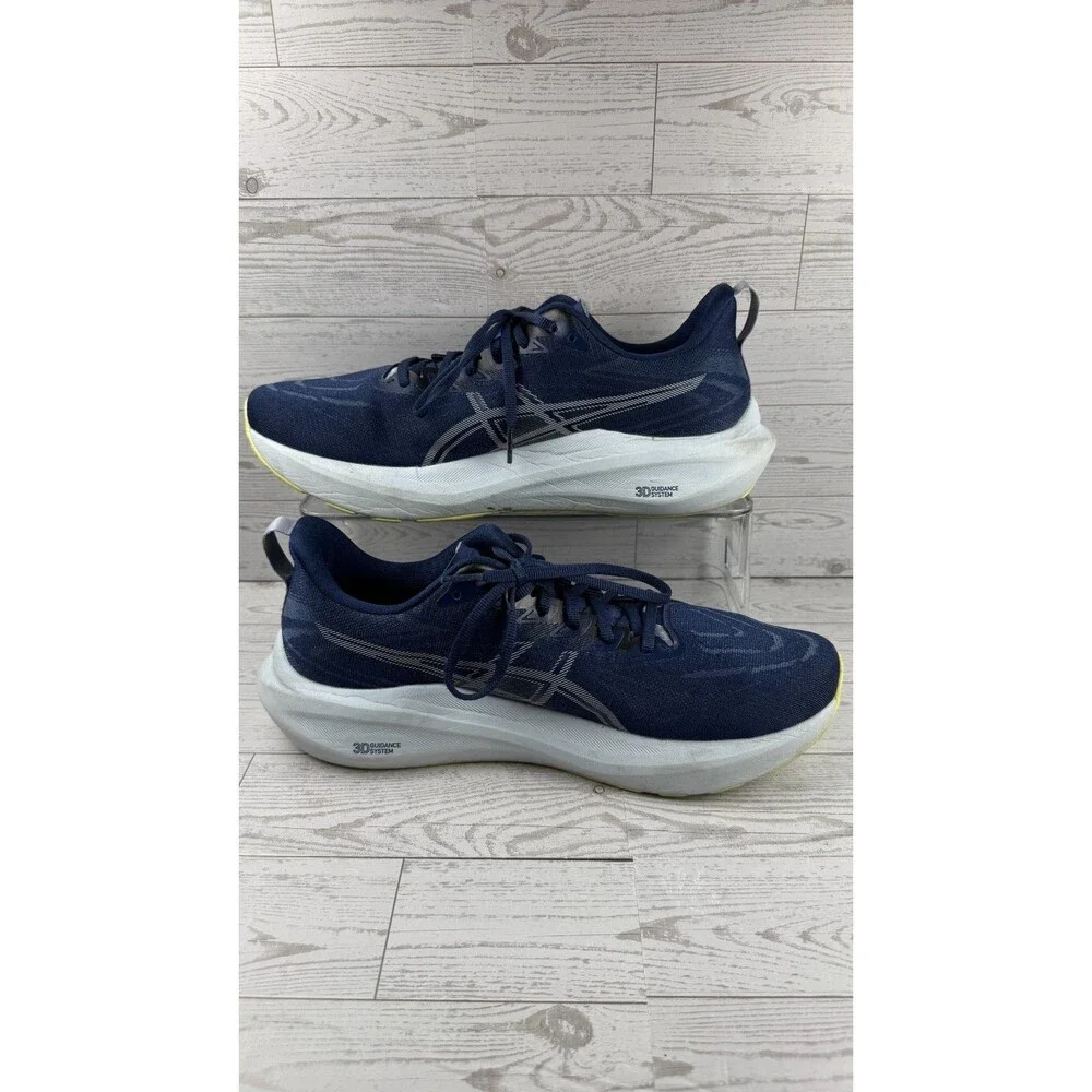Asics light wear